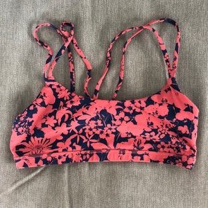 Lululemon sports bra